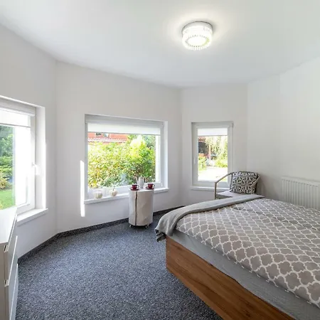 Zdroj Apartment *